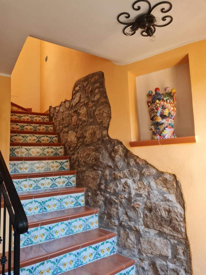 B&B Re Tancredi Taormina Exterior photo