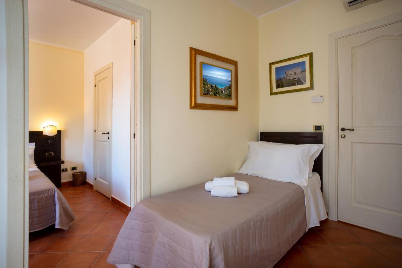 B&B Re Tancredi Taormina Exterior photo