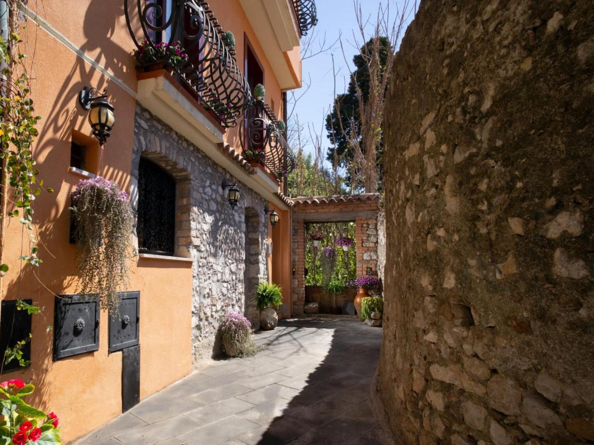 B&B Re Tancredi Taormina Exterior photo